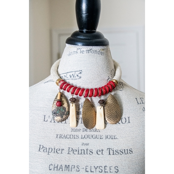 VTG African Necklace - Picture 3 of 3